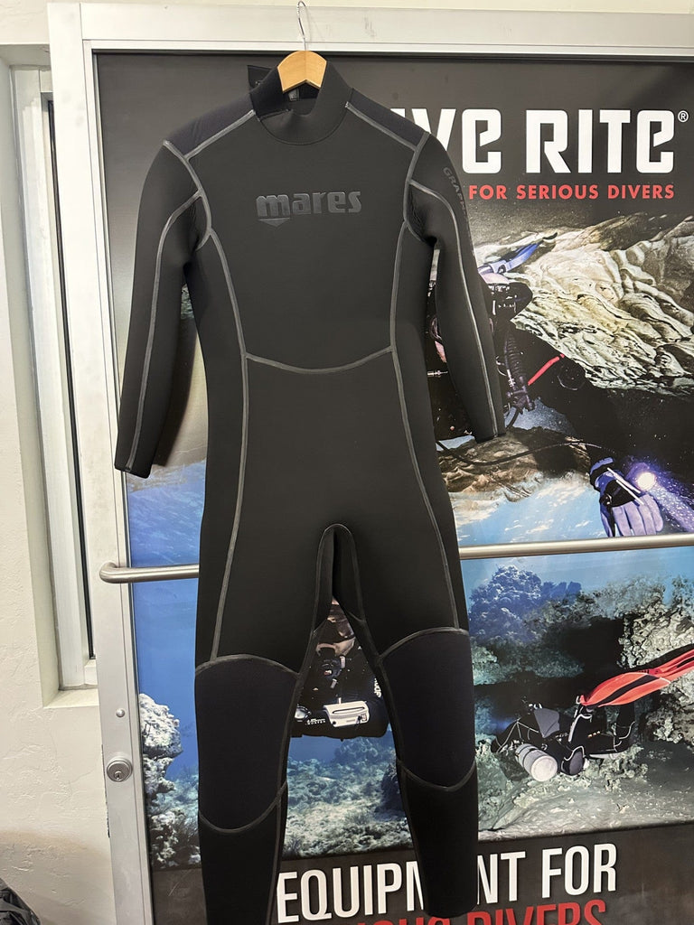 Mares 5MM1 wetsuit hanging for sale