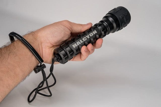 bushnell 1300 lumen rechargeable flashlight Halcyon