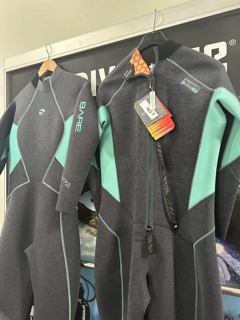 Grey BARE Evoke 2 wetsuits for diving