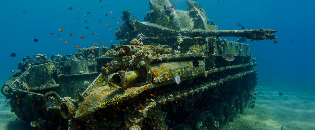 Underwater tank dive site, paragon-dive-GIBILL.